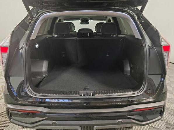 Geely Atlas II с пробегом 2024 года, цена 2 685 000 рублей, 28792 км, внедорожник, Автокод Объявления