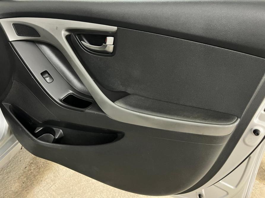 Hyundai Elantra V (MD) Тюмень  - изображение 17