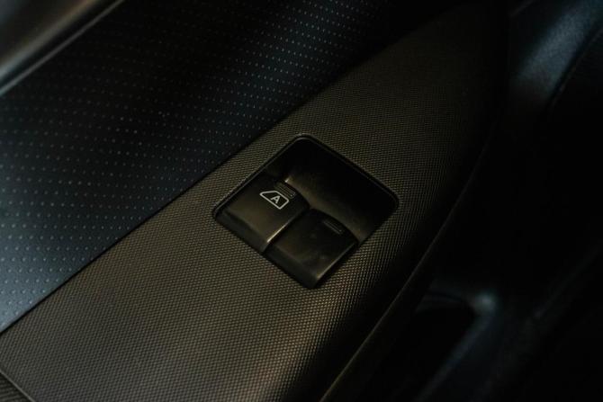 Nissan Note I Рестайлинг с пробегом 2013 года, цена 649 000 рублей, 231093 км, хэтчбек, Автокод Объявления