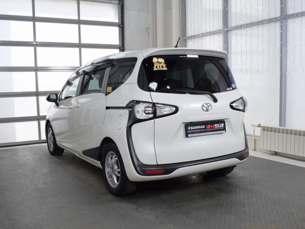 Toyota Sienta II с пробегом 2015 года, цена 1 365 995 рублей, 105294 км, компактвэн, Автокод Объявления
