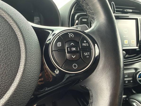 Kia Soul III с пробегом 2021 года, цена 1 865 000 рублей, 114000 км, хэтчбек, Автокод Объявления