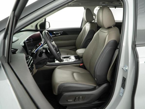 Kia Carnival IV Рестайлинг с пробегом 2025 года, цена 7 083 055 рублей, 12598 км, минивэн, Автокод Объявления
