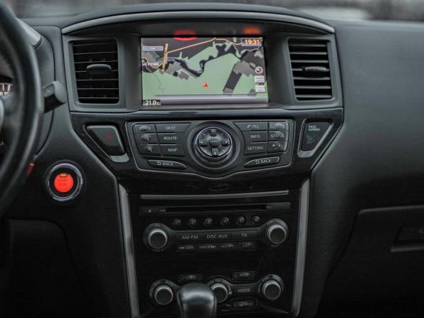 Nissan Pathfinder IV с пробегом 2015 года, цена 1 829 000 рублей, 163406 км, внедорожник, Автокод Объявления