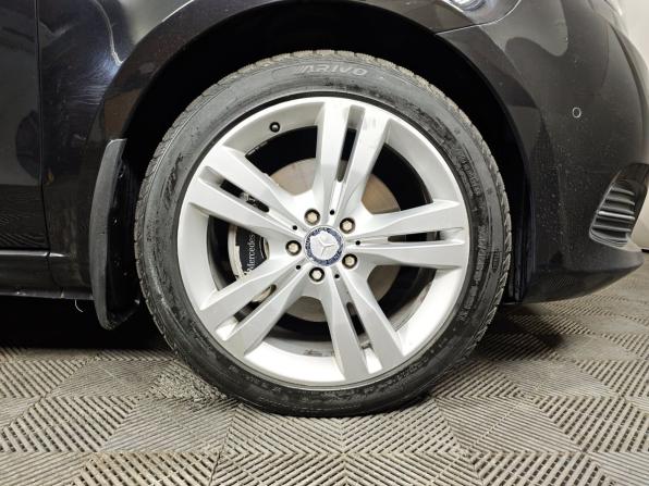 Mercedes-Benz V-Класс III (W447) с пробегом 2015 года, цена 3 349 000 рублей, 245607 км, минивэн, Автокод Объявления