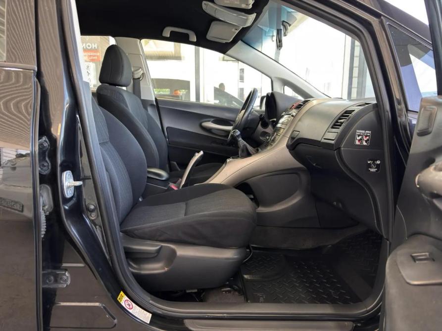Toyota Auris I Краснодар  - изображение 14