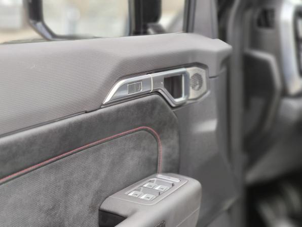 JETOUR T2 с пробегом 2024 года, цена 3 590 000 рублей, 30100 км, внедорожник, Автокод Объявления