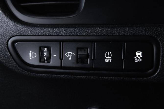 Kia Rio IV с пробегом 2017 года, цена 1 099 000 рублей, 214500 км, седан, Автокод Объявления