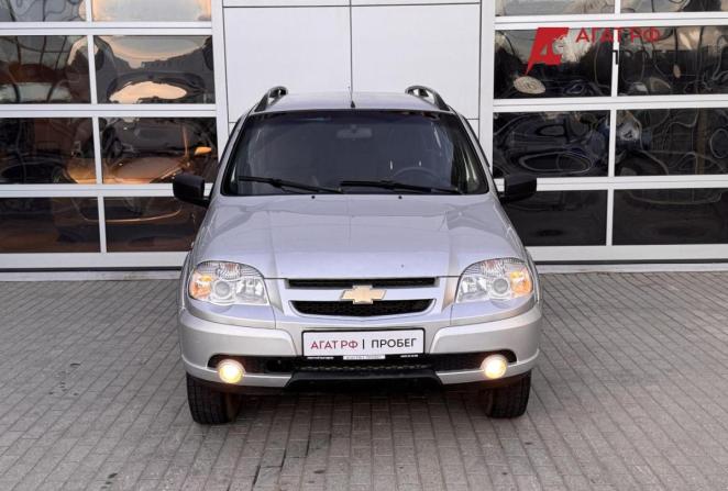 Chevrolet Niva I Рестайлинг с пробегом 2013 года, цена 460 000 рублей, 146656 км, внедорожник, Автокод Объявления