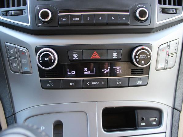 Hyundai H-1 II Рестайлинг 2 с пробегом 2020 года, цена 3 129 000 рублей, 113556 км, минивэн, Автокод Объявления