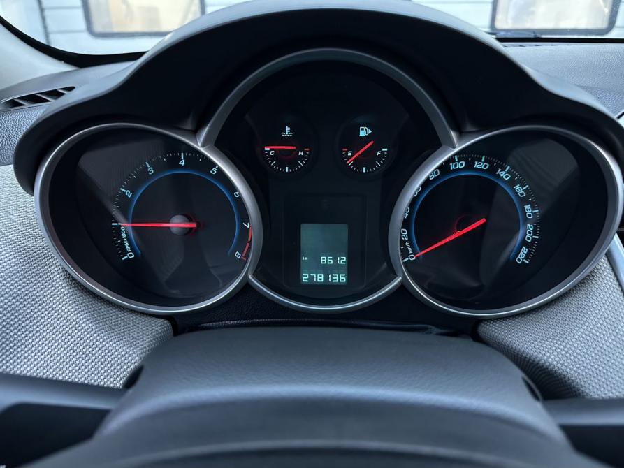 Chevrolet Cruze I Рестайлинг Саратов  - изображение 9