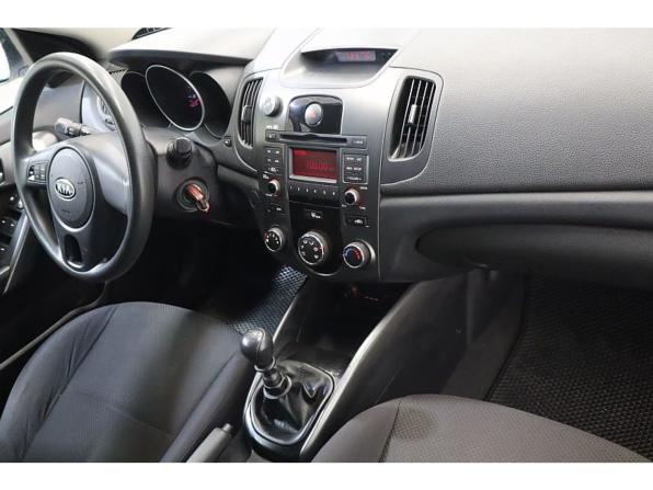 Kia Cerato II с пробегом 2011 года, цена 699 000 рублей, 153174 км, седан, Автокод Объявления