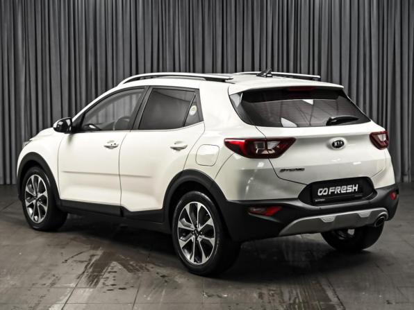 Kia Stonic I с пробегом 2018 года, цена 1 839 000 рублей, 150987 км, внедорожник, Автокод Объявления