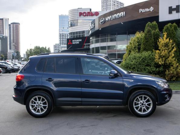 Volkswagen Tiguan I Рестайлинг с пробегом 2012 года, цена 988 000 рублей, 158600 км, внедорожник, Автокод Объявления