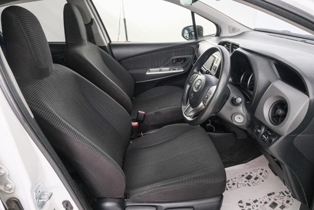 Toyota Vitz III (XP130) Рестайлинг Красноярск  - изображение 8