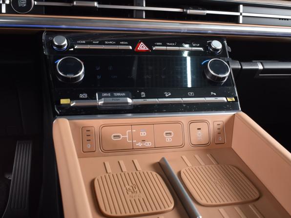 Hyundai Santa Fe V (MX5) с пробегом 2026 года, цена 5 565 995 рублей, 22 км, внедорожник, Автокод Объявления