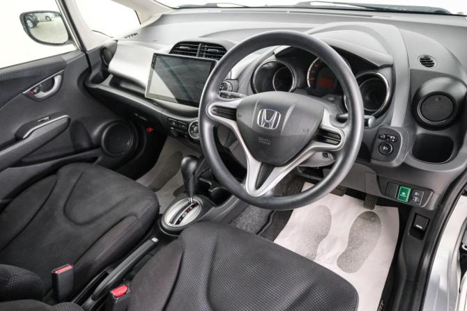 Honda Fit II с пробегом 2012 года, цена 989 000 рублей, 47000 км, хэтчбек, Автокод Объявления