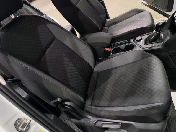 Volkswagen Tiguan II с пробегом 2018 года, цена 2 343 000 рублей, 159467 км, внедорожник, Автокод Объявления