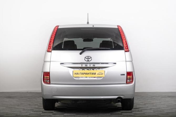 Toyota ISis I Рестайлинг с пробегом 2010 года, цена 1 479 000 рублей, 120000 км, компактвэн, Автокод Объявления