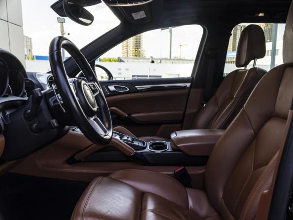 Porsche Cayenne II Рестайлинг (958) с пробегом 2016 года, цена 4 100 000 рублей, 260532 км, внедорожник, Автокод Объявления