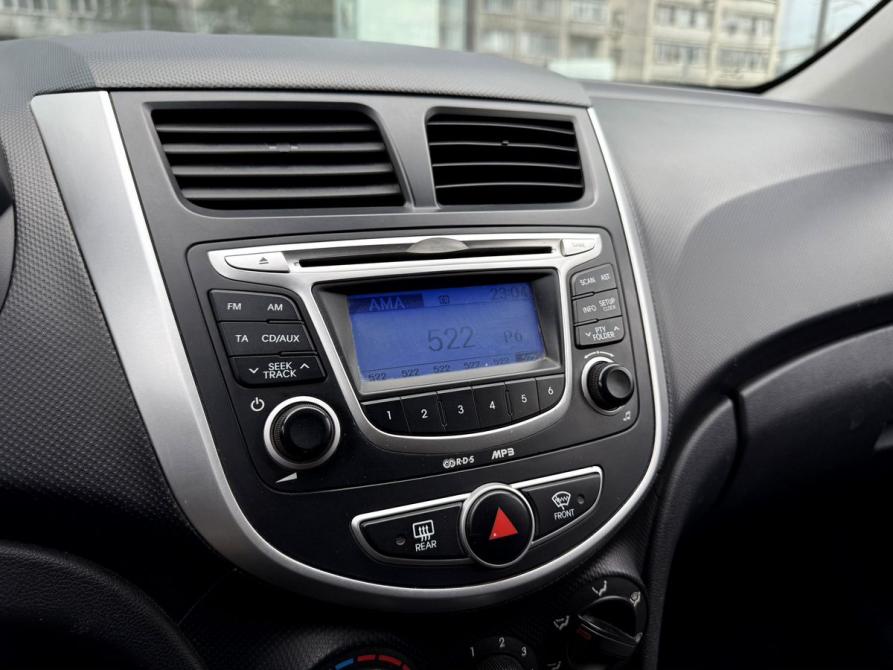 Hyundai Solaris I Самара  - изображение 12