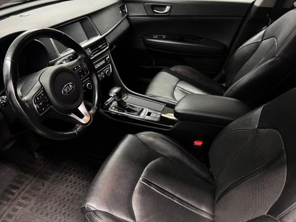 Kia Optima IV с пробегом 2018 года, цена 2 240 000 рублей, 75768 км, седан, Автокод Объявления