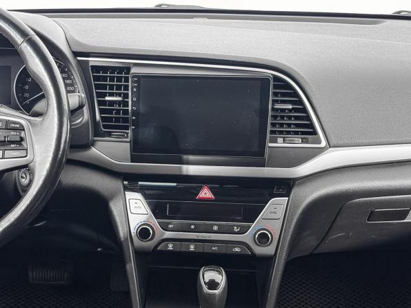 Hyundai Elantra VI (AD) с пробегом 2017 года, цена 1 409 000 рублей, 138351 км, седан, Автокод Объявления