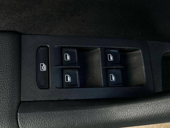 Skoda Octavia III (A7) с пробегом 2013 года, цена 930 000 рублей, 264000 км, лифтбек, Автокод Объявления