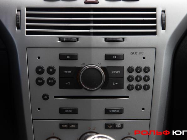 Opel Astra H Рестайлинг с пробегом 2010 года, цена 468 000 рублей, 245000 км, седан, Автокод Объявления