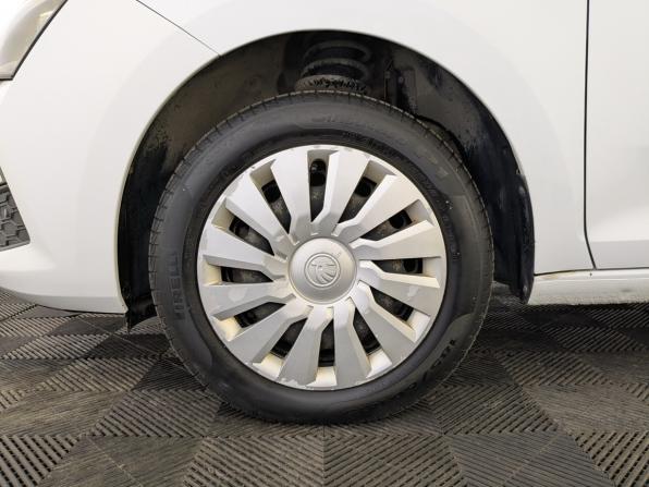 Skoda Rapid II с пробегом 2020 года, цена 1 495 000 рублей, 98046 км, лифтбек, Автокод Объявления