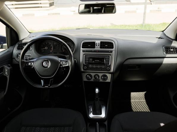 Volkswagen Polo V Рестайлинг с пробегом 2019 года, цена 1 194 000 рублей, 98853 км, седан, Автокод Объявления