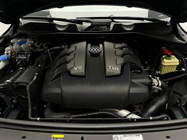 Volkswagen Touareg II Рестайлинг с пробегом 2016 года, цена 3 099 000 рублей, 176000 км, внедорожник, Автокод Объявления