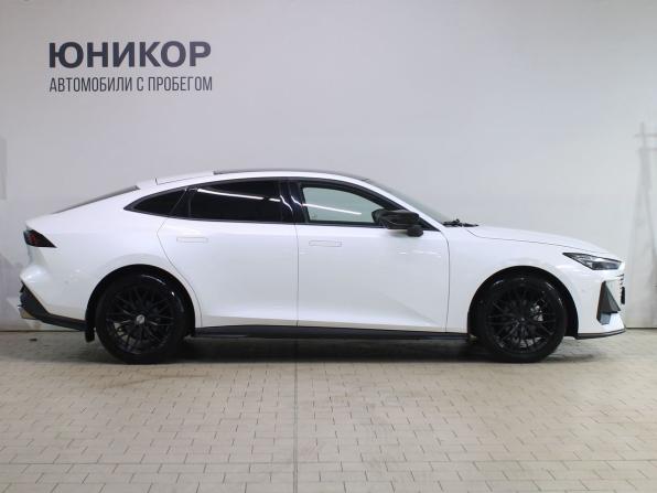 Changan UNI-V I с пробегом 2023 года, цена 2 199 000 рублей, 27178 км, лифтбек, Автокод Объявления