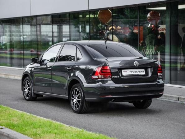 Volkswagen Polo V Рестайлинг с пробегом 2016 года, цена 989 000 рублей, 159519 км, седан, Автокод Объявления