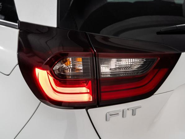 Honda Fit IV с пробегом 2022 года, цена 1 350 000 рублей, 72691 км, хэтчбек, Автокод Объявления