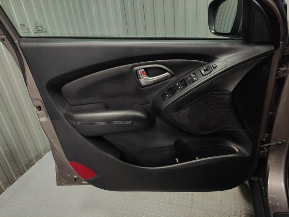 Hyundai ix35 I с пробегом 2011 года, цена 1 500 000 рублей, 127000 км, внедорожник, Автокод Объявления