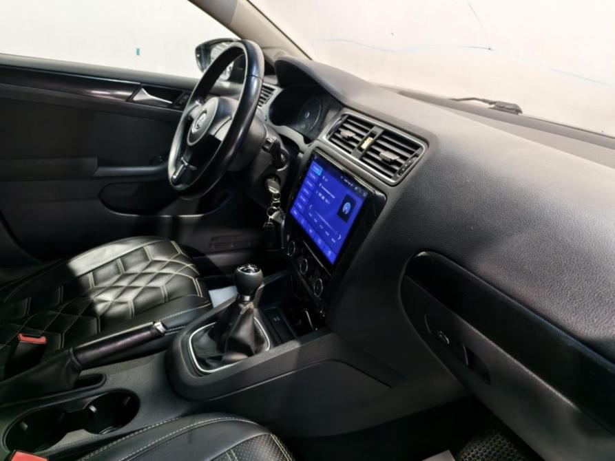 Volkswagen Jetta VI Курск  - изображение 7