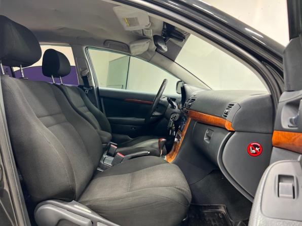 Toyota Avensis II Рестайлинг с пробегом 2008 года, цена 1 050 000 рублей, 258488 км, седан, Автокод Объявления