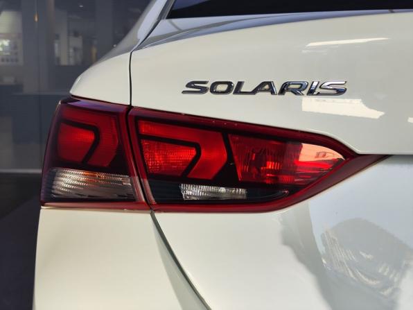 Hyundai Solaris II с пробегом 2017 года, цена 1 049 000 рублей, 90000 км, седан, Автокод Объявления