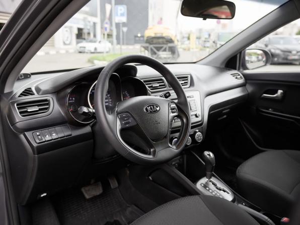 Kia Rio III Рестайлинг с пробегом 2016 года, цена 827 000 рублей, 167091 км, седан, Автокод Объявления
