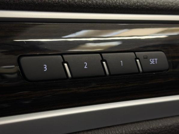 Volkswagen Touareg II Рестайлинг с пробегом 2016 года, цена 2 777 000 рублей, 142988 км, внедорожник, Автокод Объявления