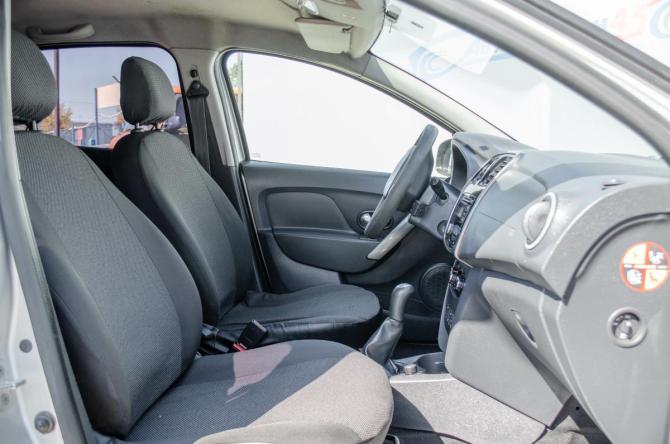 Renault Logan II с пробегом 2015 года, цена 679 000 рублей, 235000 км, седан, Автокод Объявления