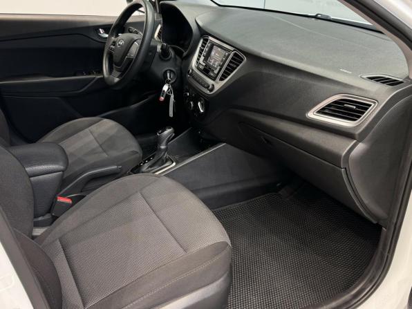 Hyundai Solaris II Рестайлинг с пробегом 2020 года, цена 1 570 000 рублей, 27697 км, седан, Автокод Объявления