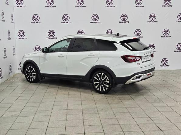 Lada (ВАЗ) Vesta I Рестайлинг (NG) с пробегом 2025 года, цена 1 564 000 рублей, 10992 км, универсал, Автокод Объявления
