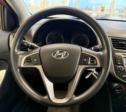 Hyundai Solaris I Рестайлинг с пробегом 2014 года, цена 999 000 рублей, 126382 км, седан, Автокод Объявления