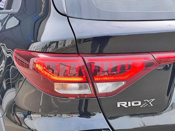 Kia Rio IV Рестайлинг с пробегом 2021 года, цена 1 849 000 рублей, 50094 км, хэтчбек, Автокод Объявления