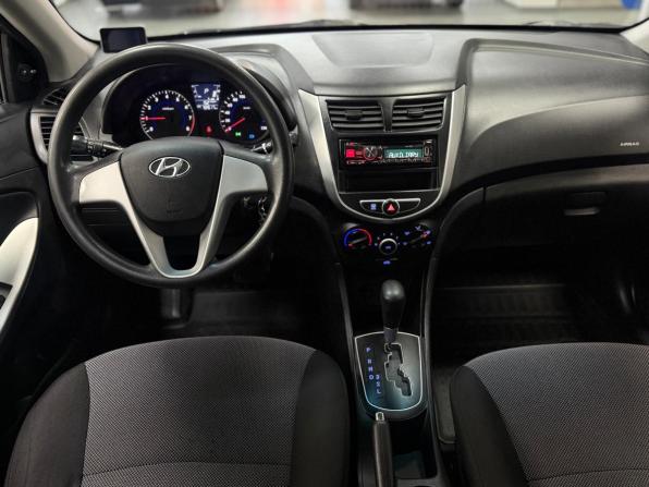 Hyundai Solaris I с пробегом 2014 года, цена 1 030 000 рублей, 92401 км, седан, Автокод Объявления
