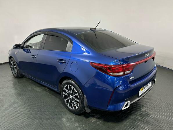 Kia Rio IV Рестайлинг с пробегом 2022 года, цена 1 700 000 рублей, 69968 км, седан, Автокод Объявления