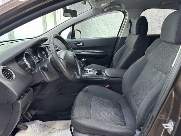 Peugeot 3008 I с пробегом 2013 года, цена 699 000 рублей, 246181 км, внедорожник, Автокод Объявления