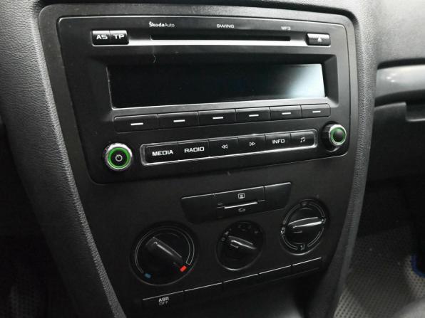 Skoda Octavia II (A5) Рестайлинг с пробегом 2012 года, цена 880 000 рублей, 200679 км, лифтбек, Автокод Объявления