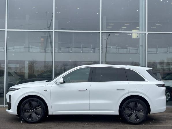 Li Auto (Lixiang) L6 с пробегом 2024 года, цена 5 100 000 рублей, 54000 км, внедорожник, Автокод Объявления